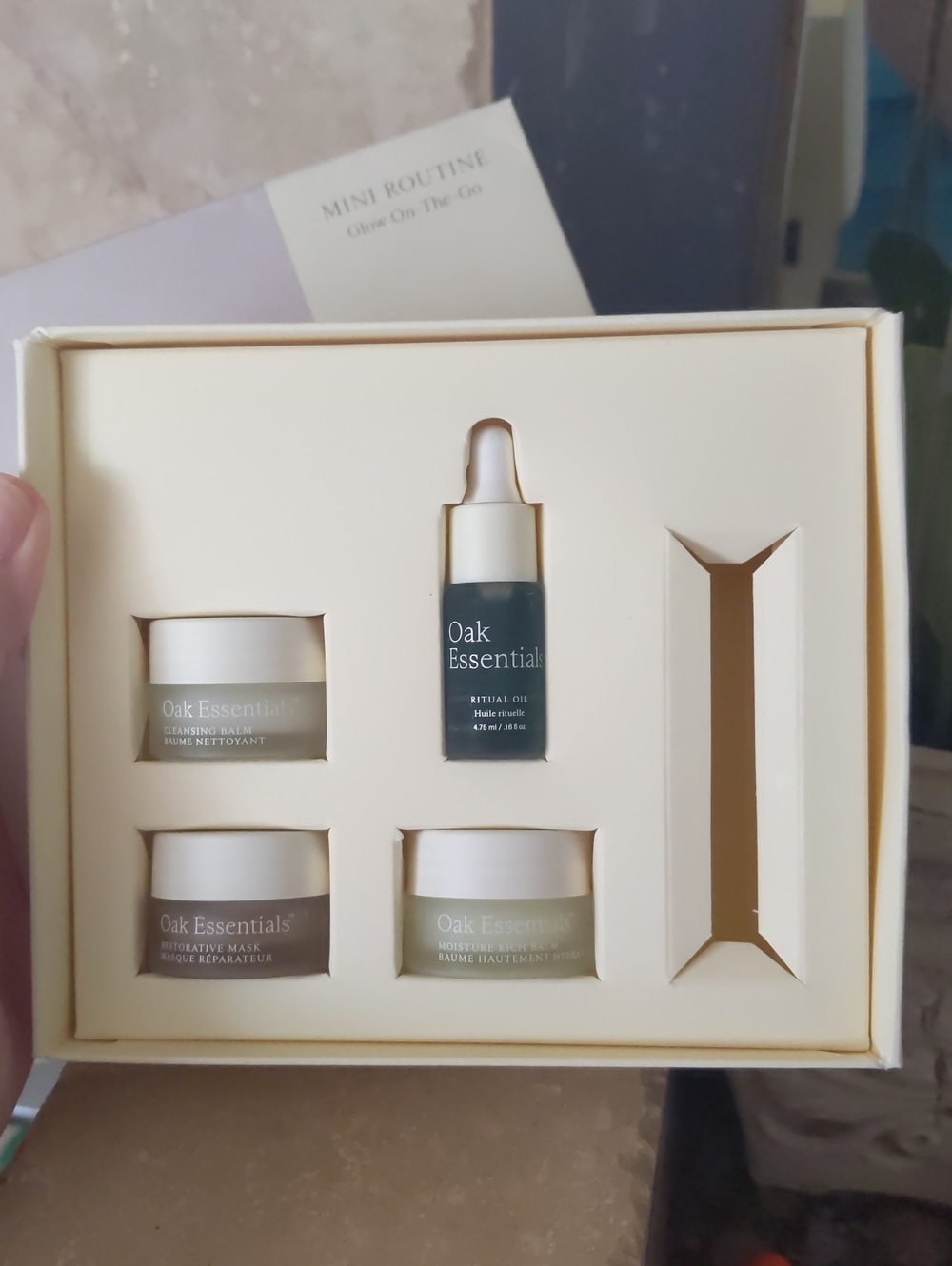 Oak Essentials Mini Routine: 5-Step Travel-Size Skin Gift Set missing one - Picture 3 of 3